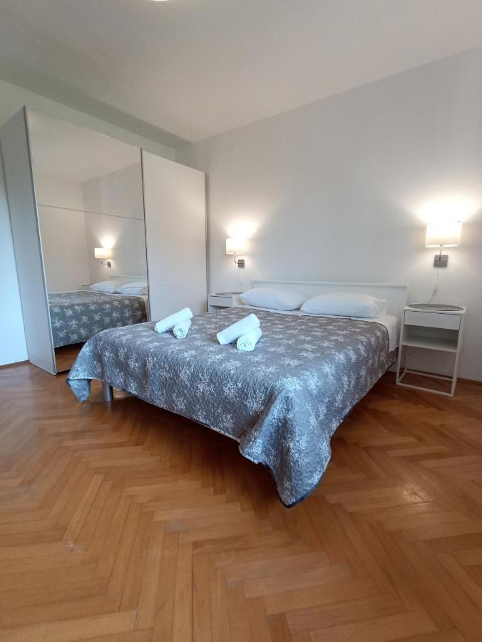 Apartment 70 M From The Beach Podgora Exterior foto
