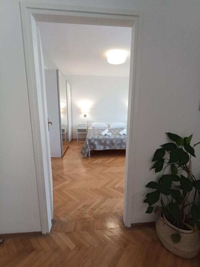 Apartment 70 M From The Beach Podgora Exterior foto